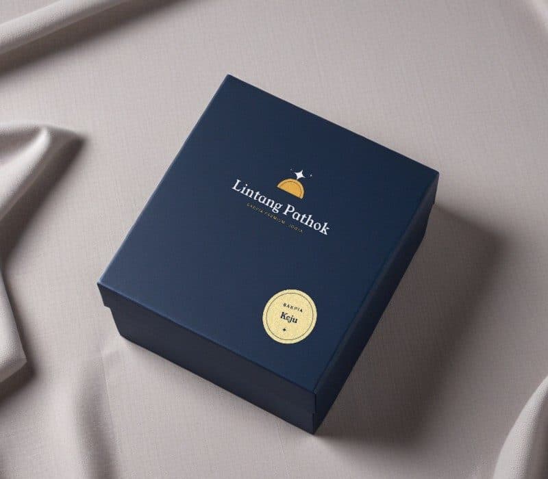 Closed Lintang Pathok box with the cheese seal sticker