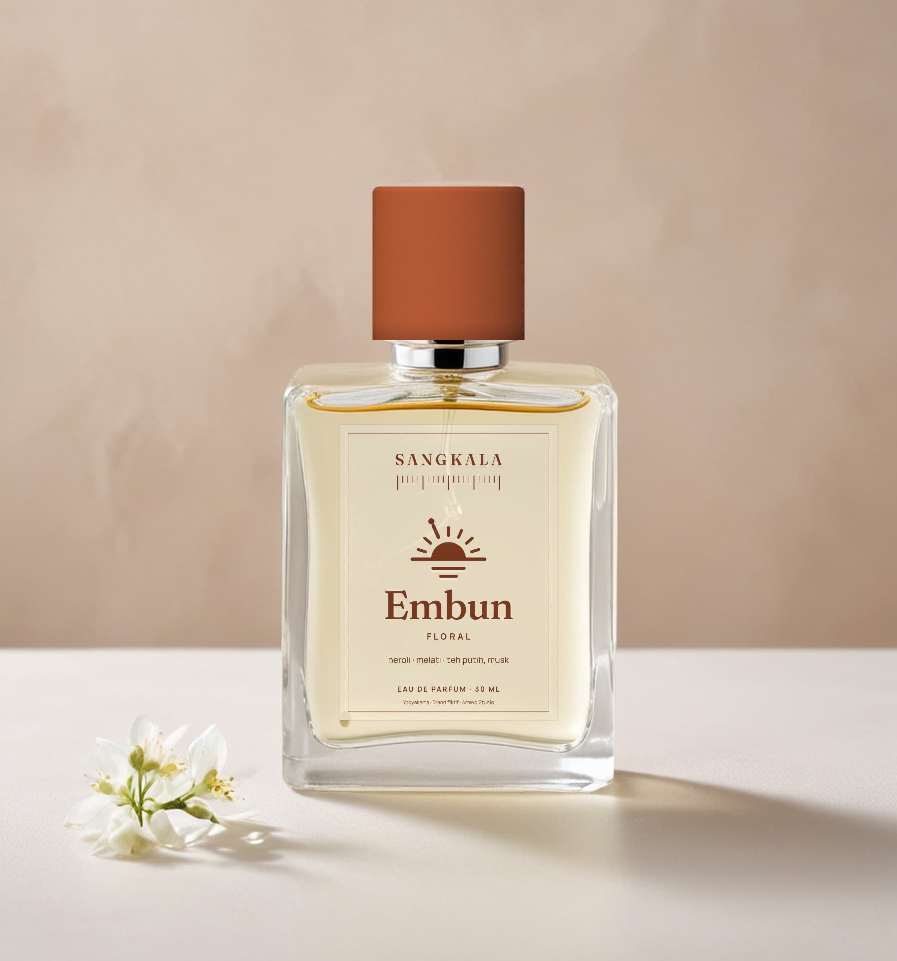Botol Sangkala Embun, floral, dengan labelnya